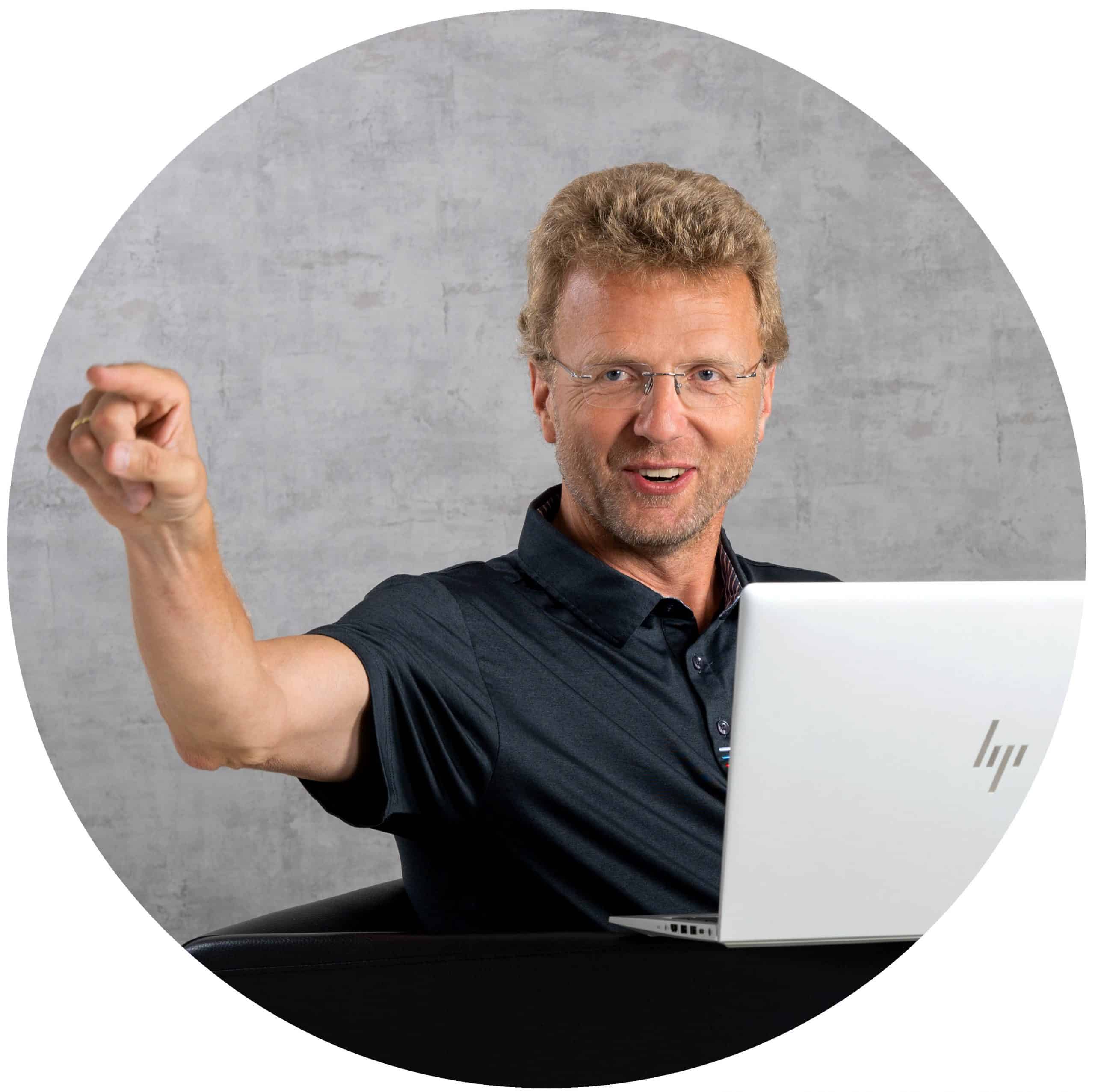 Dr. Michael Hagemann